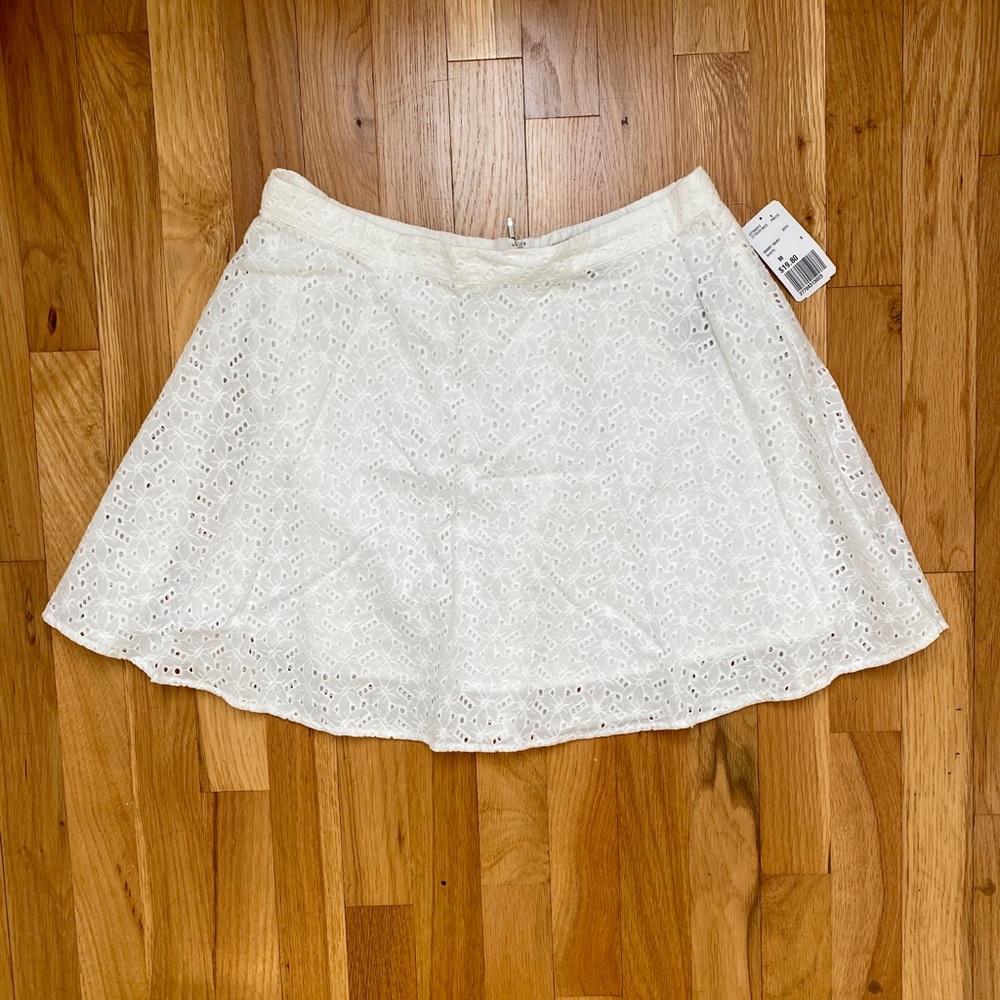 White Eyelet Skirt - Forever 21 NWT